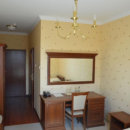 Zamek Gostynin Aparthotel Exterior foto