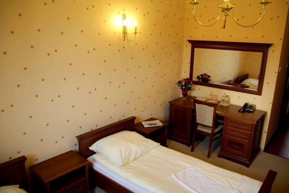 Zamek Gostynin Aparthotel Exterior foto