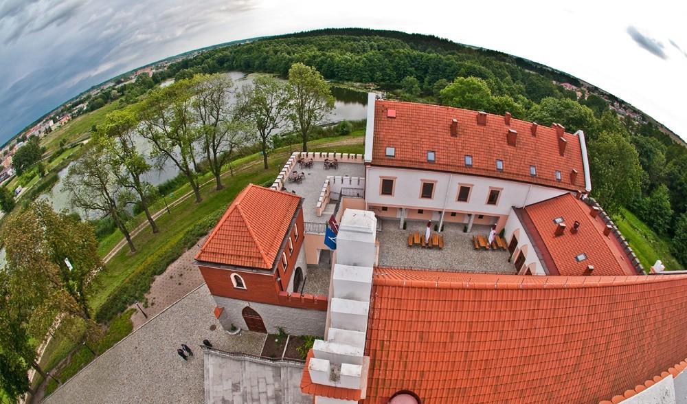 Zamek Gostynin Aparthotel Exterior foto